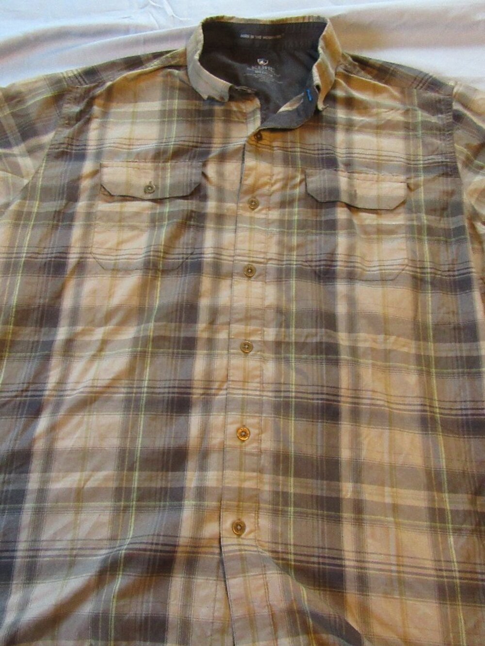 Mens Kuhl Button Up Short Sleeve Outdoors Plaid Shirt Sz M Tan /Gray
